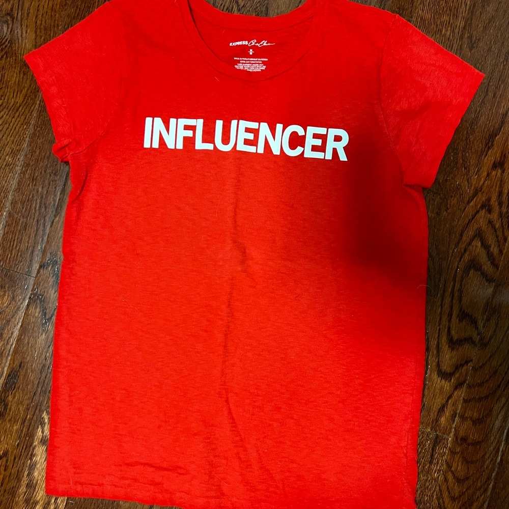 Express T-shirt size medium